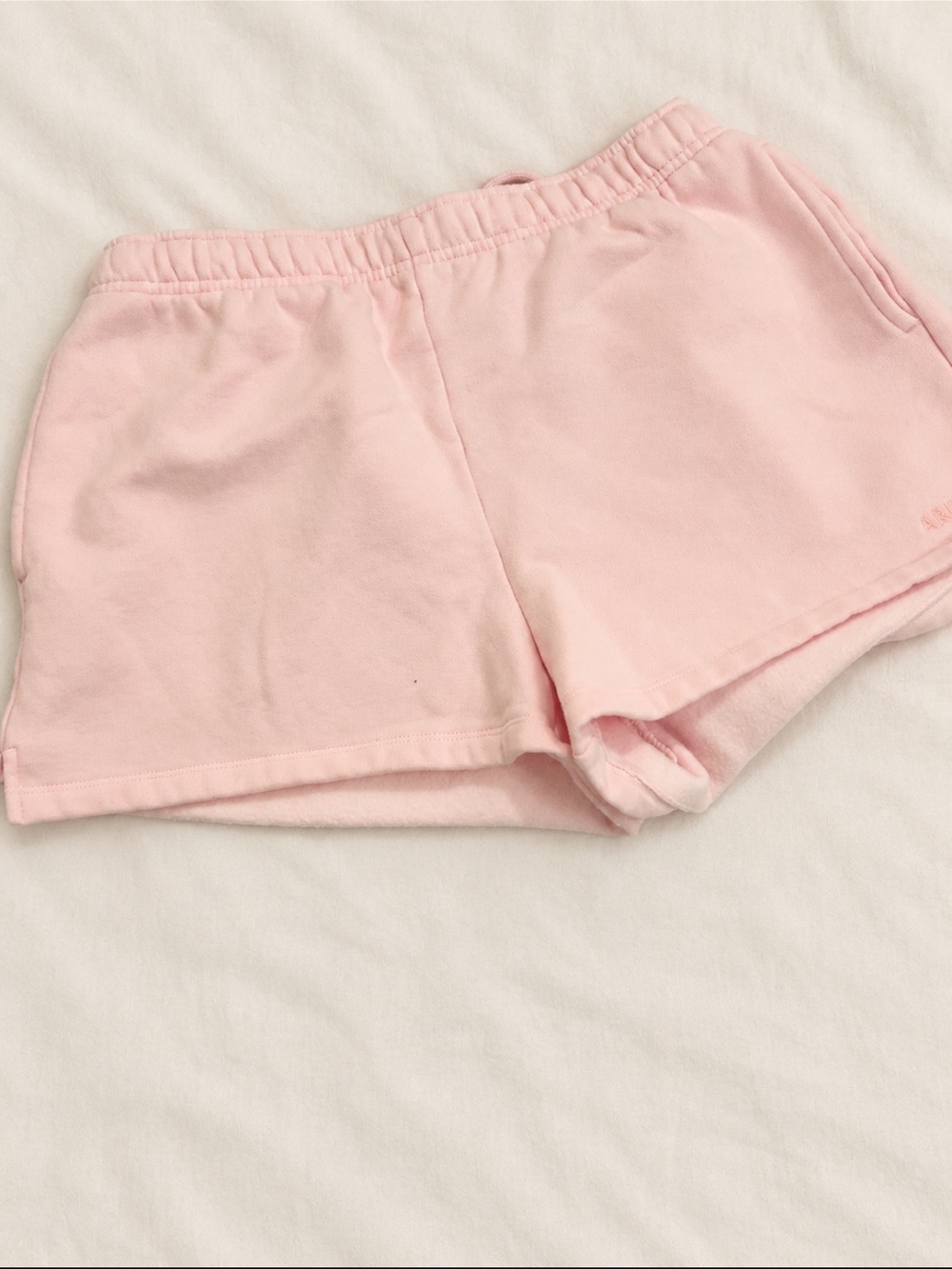 Aritzia Women’s Pink Comfort Lounge Shorts